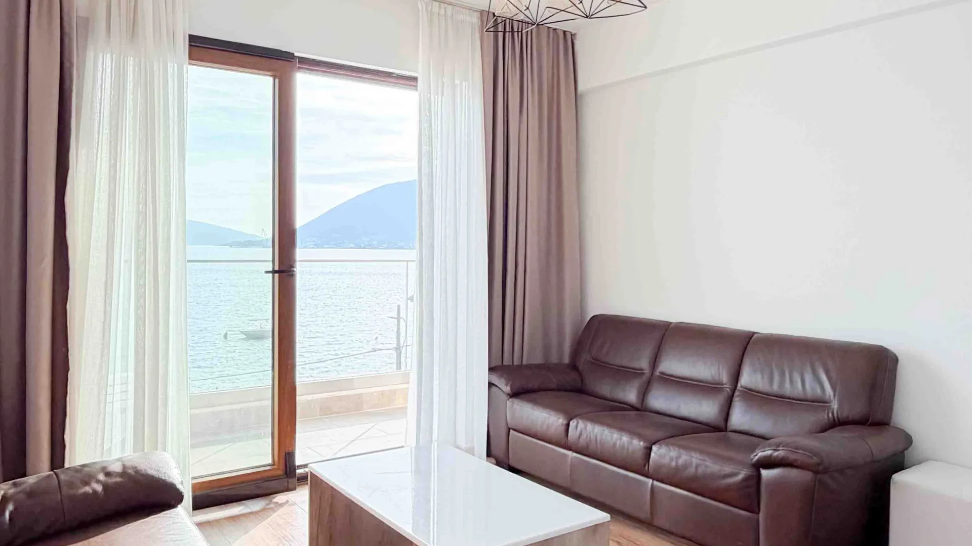 Rent, two bedroom apartment, 90m², Opatovo, Tivat