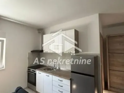 Izdavanje, stan, 45m², Ledine, Beograd - image 2