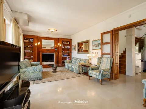 Sale, house, 233m², Savina, Herceg Novi - image 9