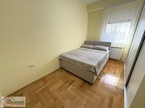 Izdavanje, trosoban stan, 75m², Borča 1, Borča Sve Podlokacije - image 12
