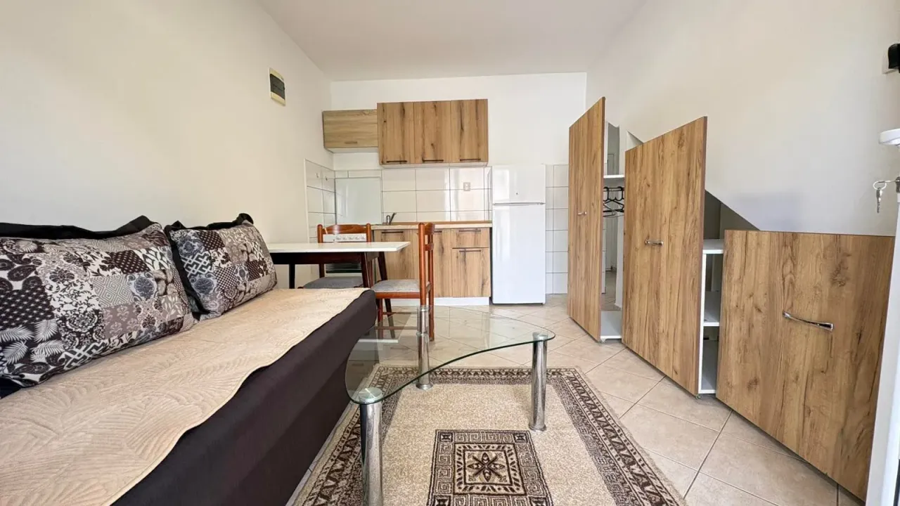 Rent, apartment, 26m², Stari Aerodrom, Podgorica