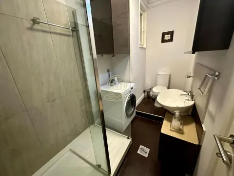 Rent, two bedroom apartment, 65m², Savski Venac, Beograd - image 14