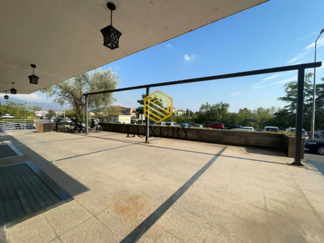 Rent, office space, 180m², Kod Big Fashion-a, Podgorica