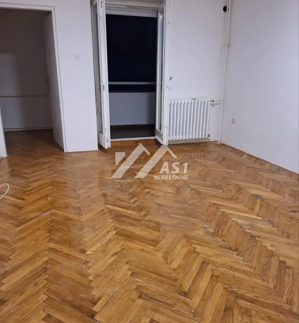 Izdavanje, dvosoban stan, 45m², Podbara, Novi Sad Sve Podlokacije