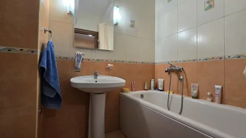 Prodaja, trosoban stan, 90m², Blok 9, Podgorica - image 12