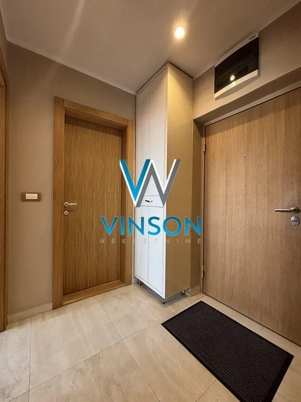 Izdavanje, trosoban stan, 78m², Grbavica, Novi Sad Sve Podlokacije