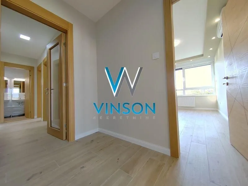 Rent, office space, 101m², Centar, Novi Sad