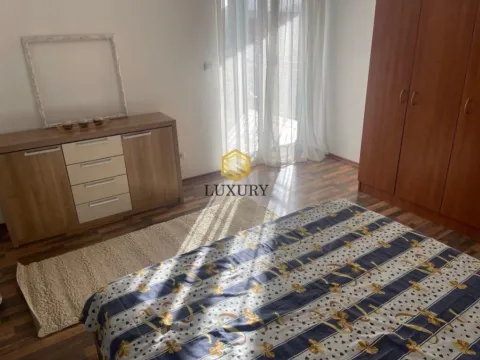 Izdavanje, trosoban stan, 117m², Donja Gorica, Podgorica - image 11