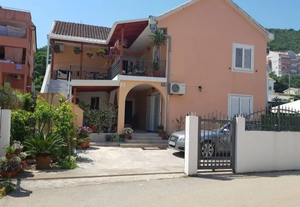 Sale, house, 238m², Budva, Crna Gora