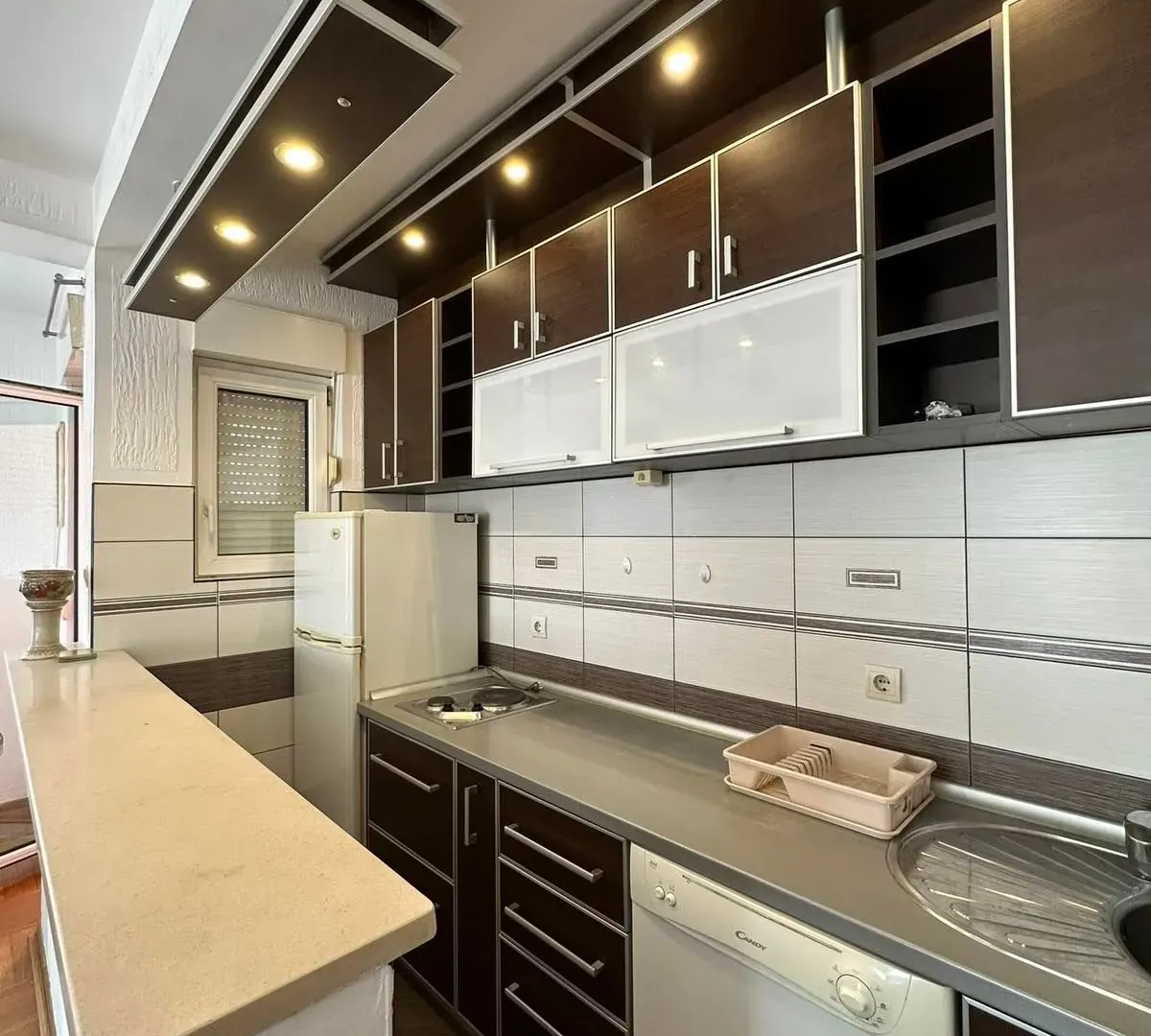Izdavanje, stan, 54m², Stari Aerodrom, Podgorica