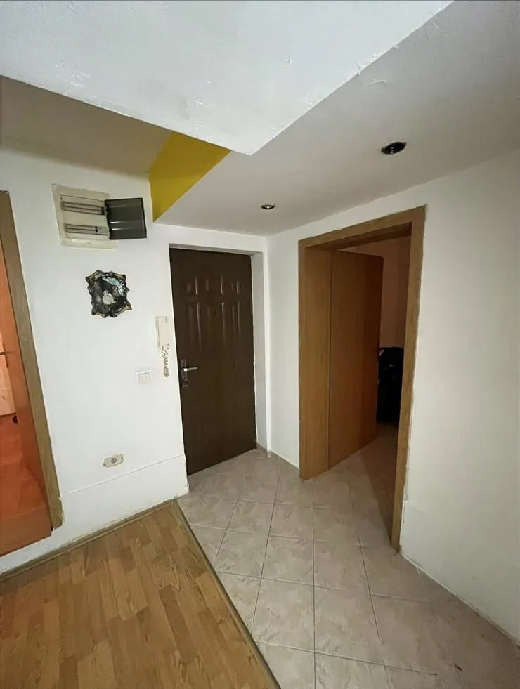 Prodaja, jednosoban stan, 45m², Momišići, Podgorica