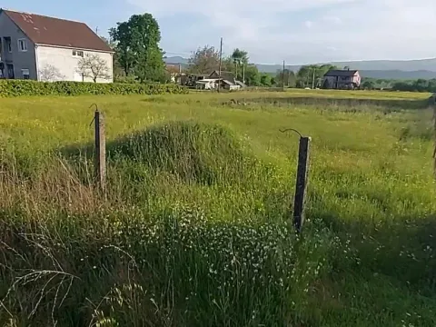 Prodaja, plac, 1900m², Spuž, Danilovgrad - image 1