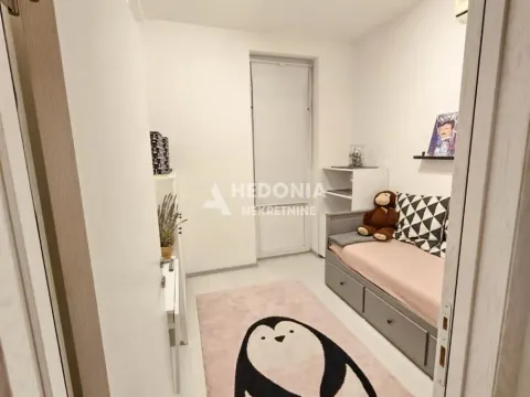 Prodaja, jednosoban stan, 33m², Vračar Hram, Vračar Sve Podlokacije - image 5