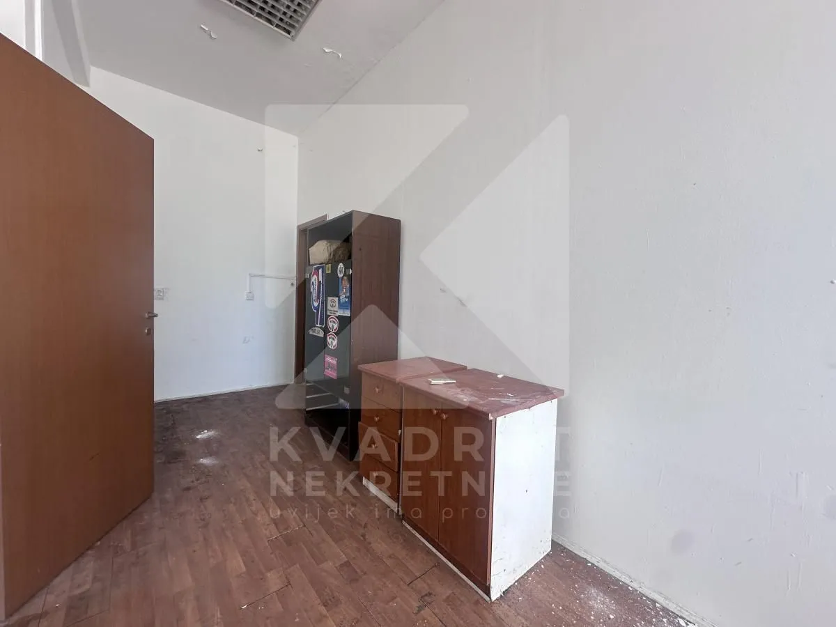 Rent, office space, 144m², Zabjelo, Podgorica