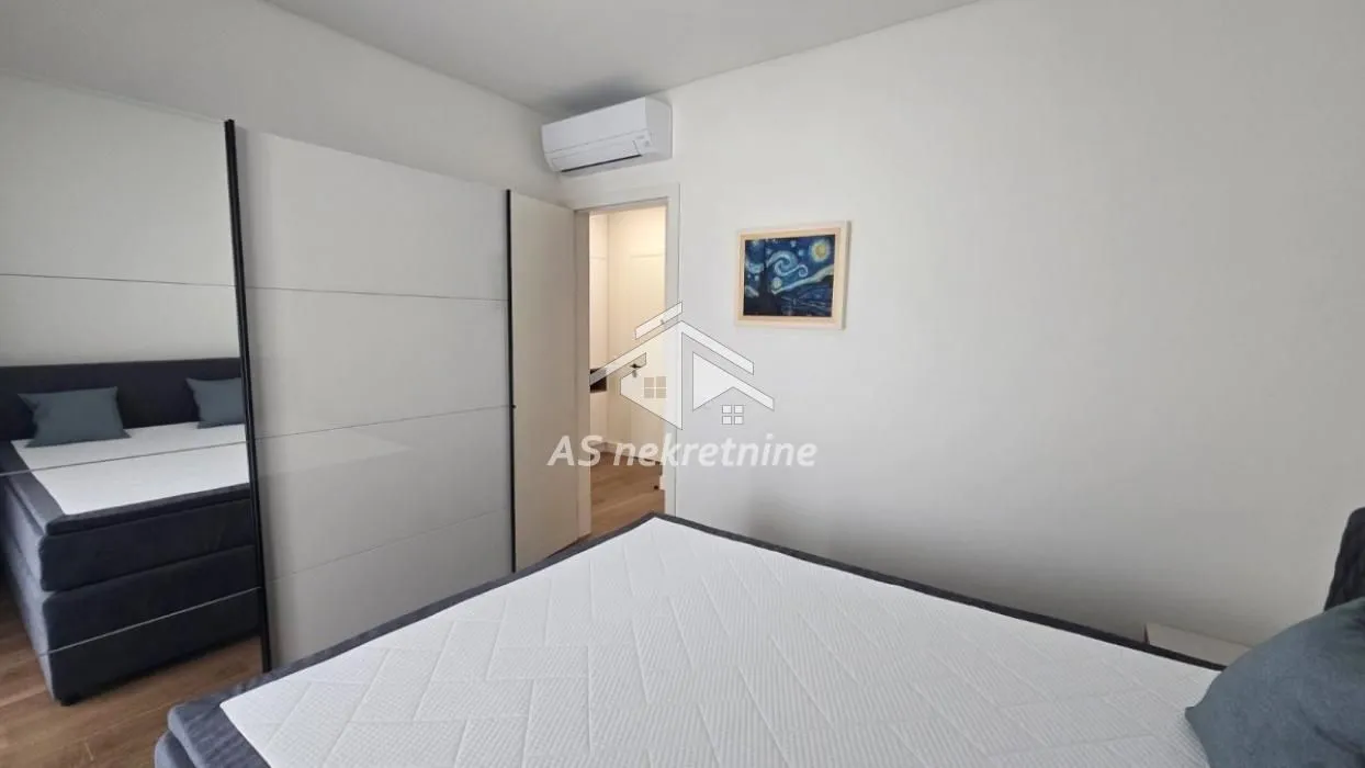 Izdavanje, dvosoban stan, 52m², Banovo Brdo, Beograd