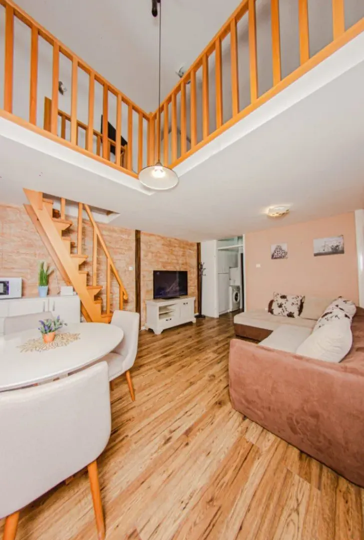 Sale, two bedroom apartment, 48m², Centar, Bar