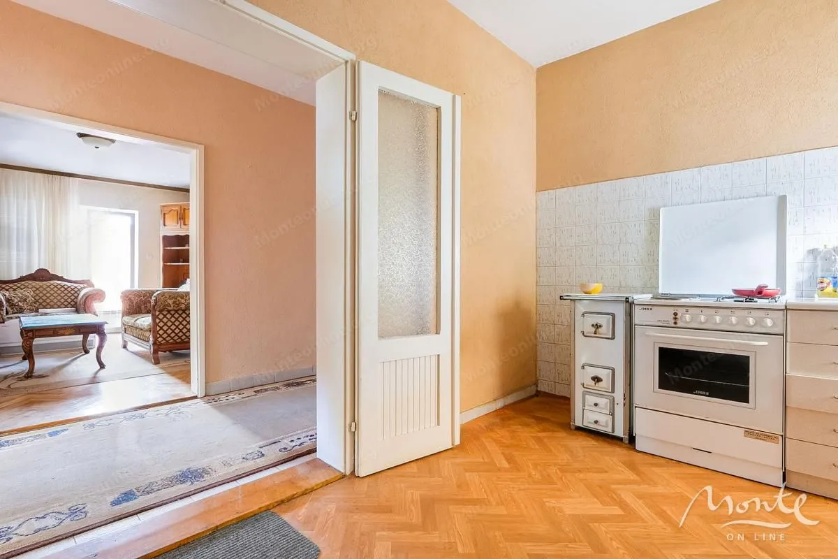 Prodaja, kuća, 119m², Tivat, Crna Gora