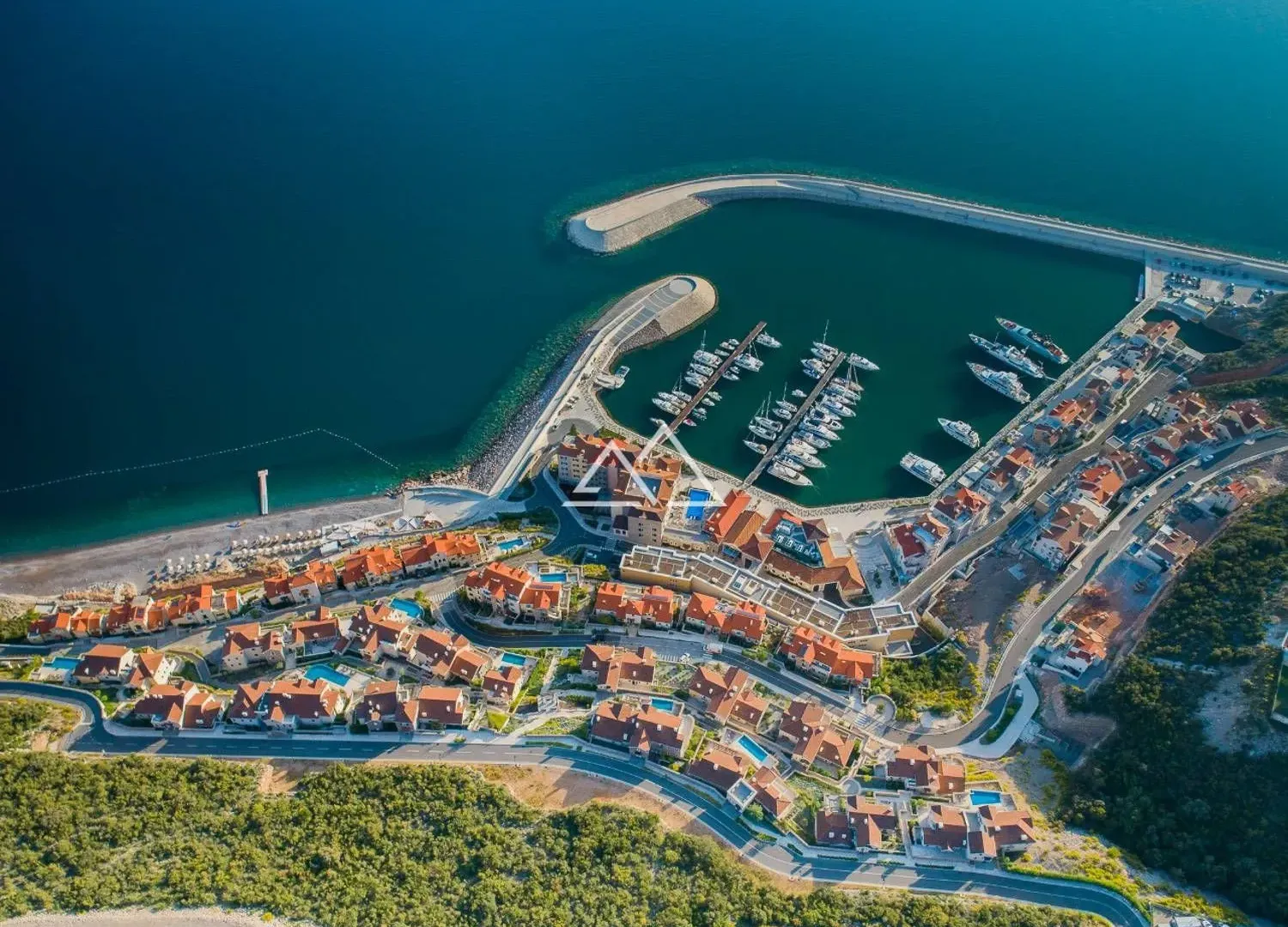 Prodaja, trosoban stan, 137m², Luštica Bay, Tivat