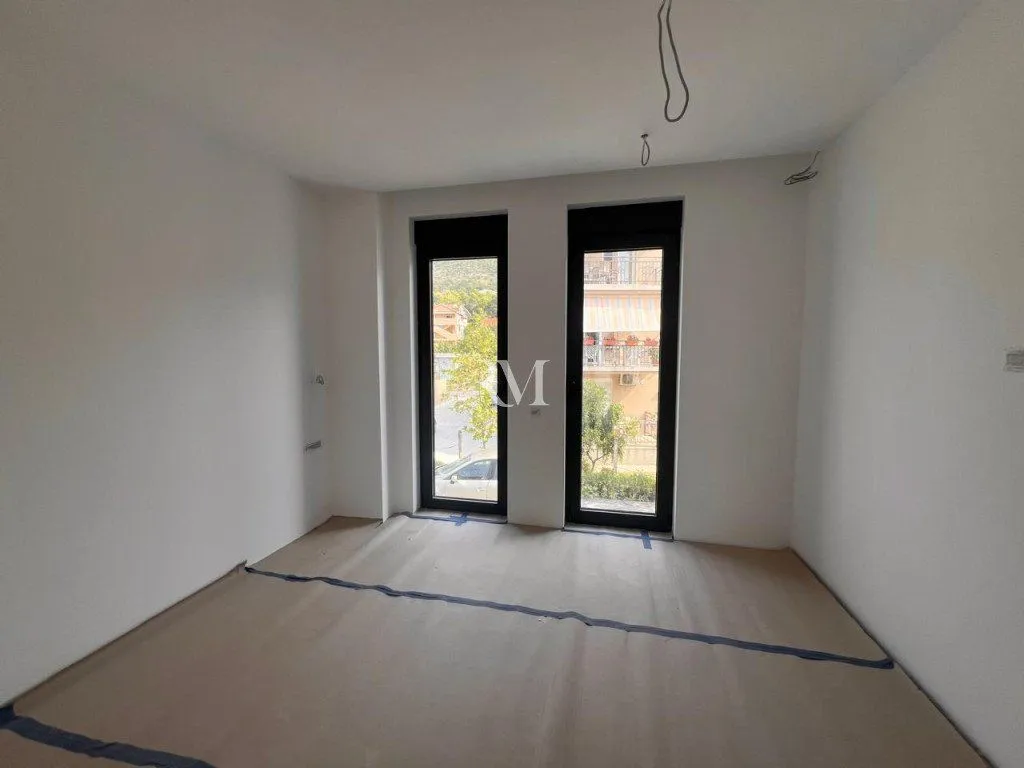 Prodaja, dvosoban stan, 68m², Marići, Tivat