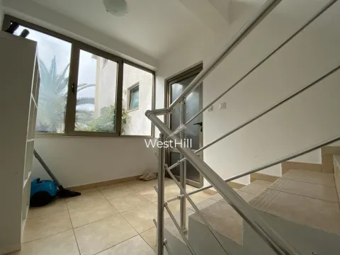 Prodaja, ugostiteljski objekat, 311m², Bečići, Budva - image 21