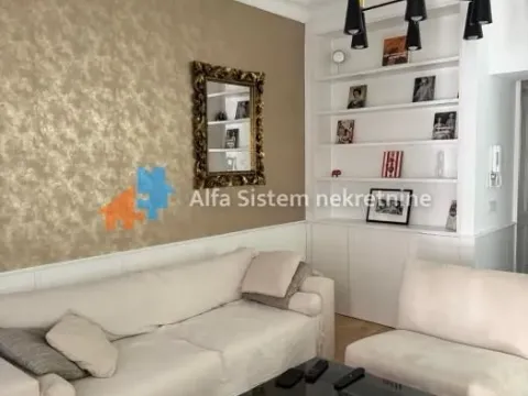 Izdavanje, dvosoban stan, 70m², Stari Grad, Beograd