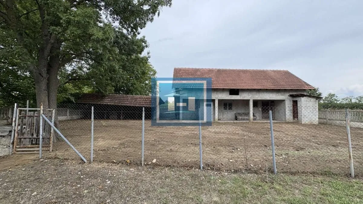 Prodaja, kuća, 275m², Mali Popović, Jagodina