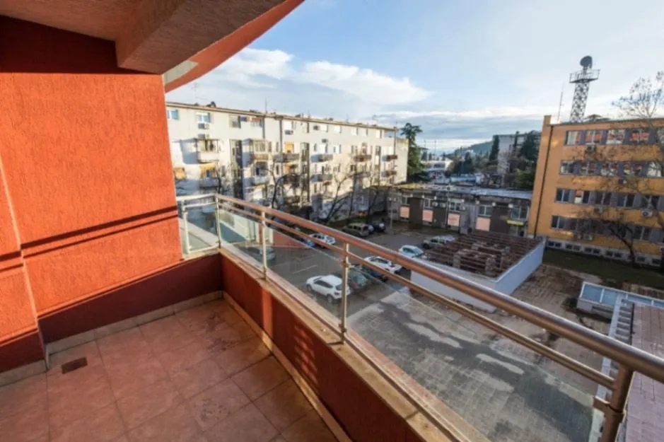 Izdavanje, dvosoban stan, 67m², Preko Morače, Podgorica
