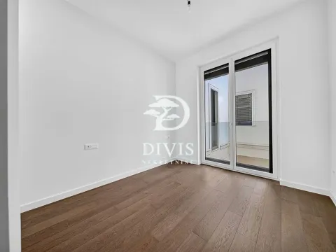 Sale, four bedroom apartment, 132m², Vračar Hram, Vračar Sve Podlokacije - image 17