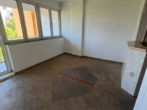 Prodaja, jednosoban stan, 71m², Pejton, Podgorica - image 14