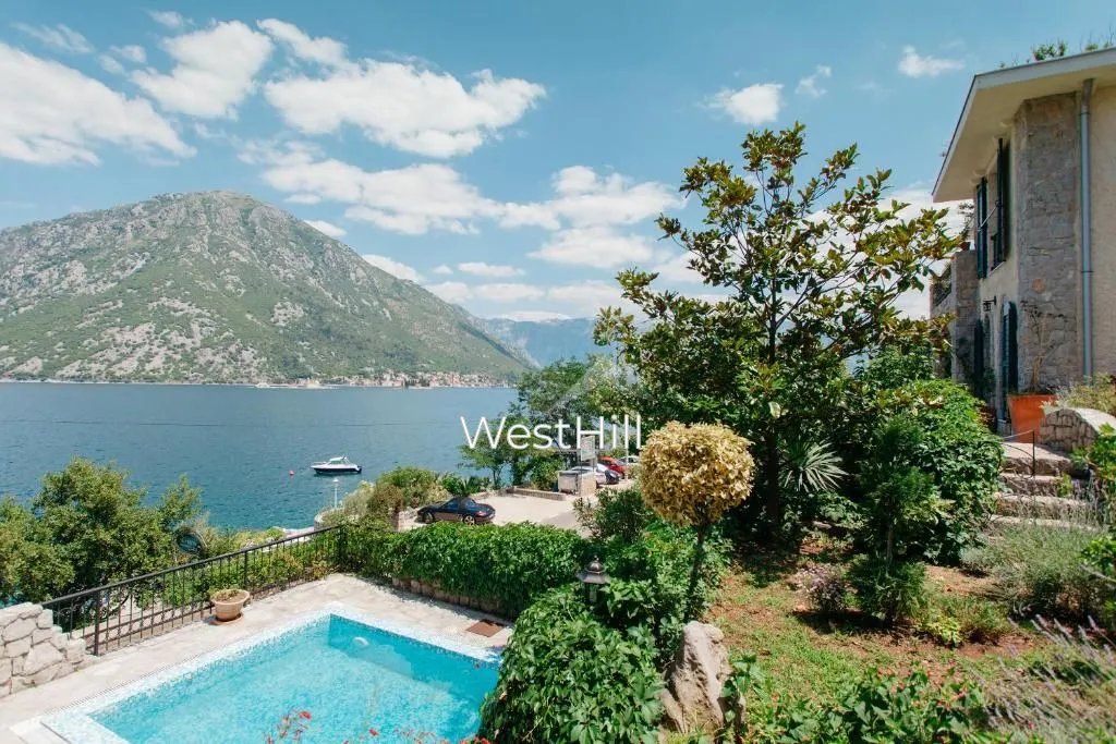Prodaja, dvosoban stan, 94m², Kostanjica, Kotor