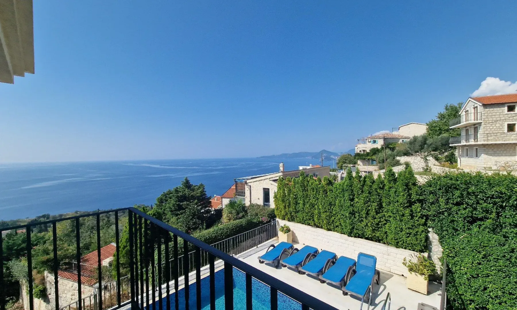 Sale, house, 300m², Reževići, Budva