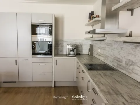 Sale, house, 326m², Stoliv, Kotor - image 13