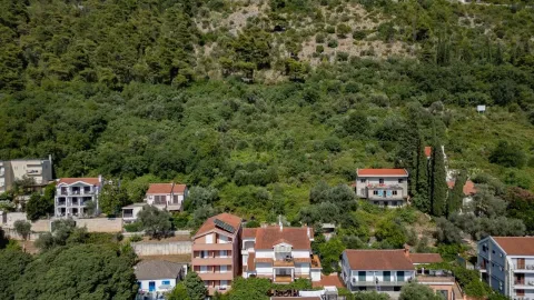 Prodaja, plac, 900m², Budva, Crna Gora - image 2