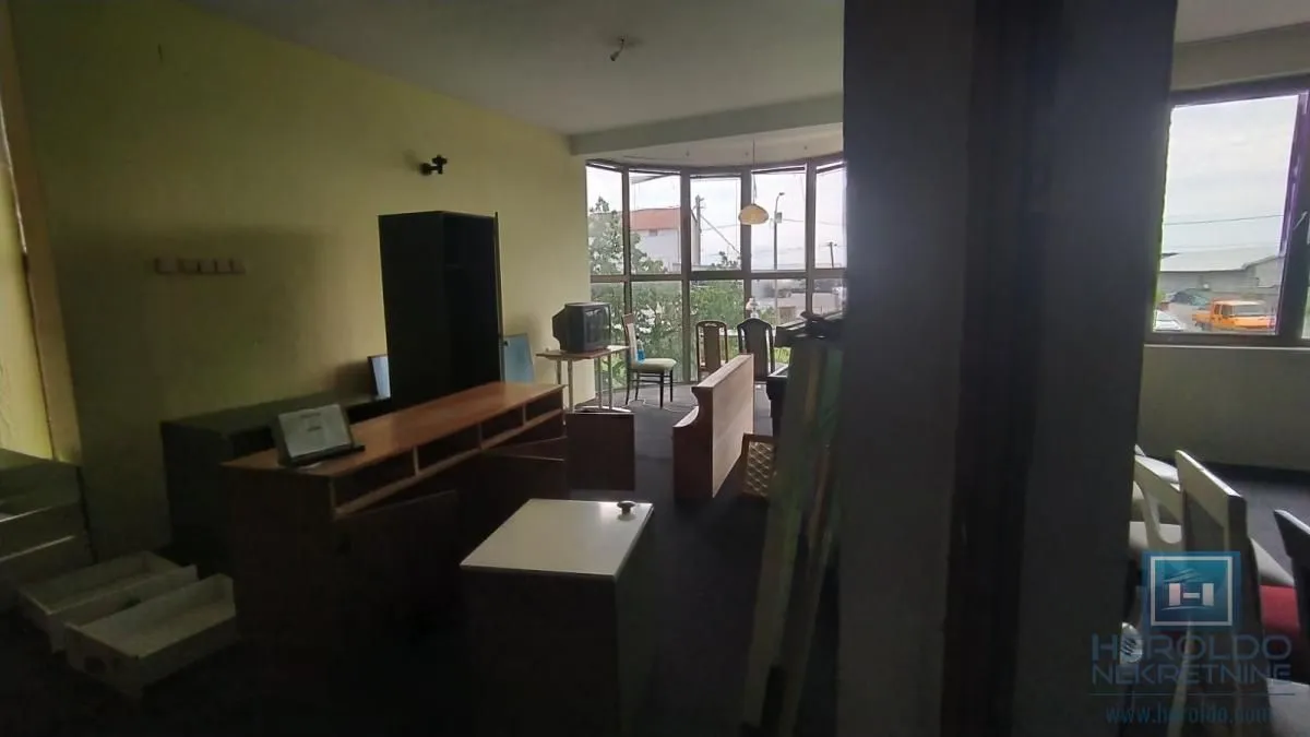 Rent, office space, 1000m², Ribarski put, Jagodina