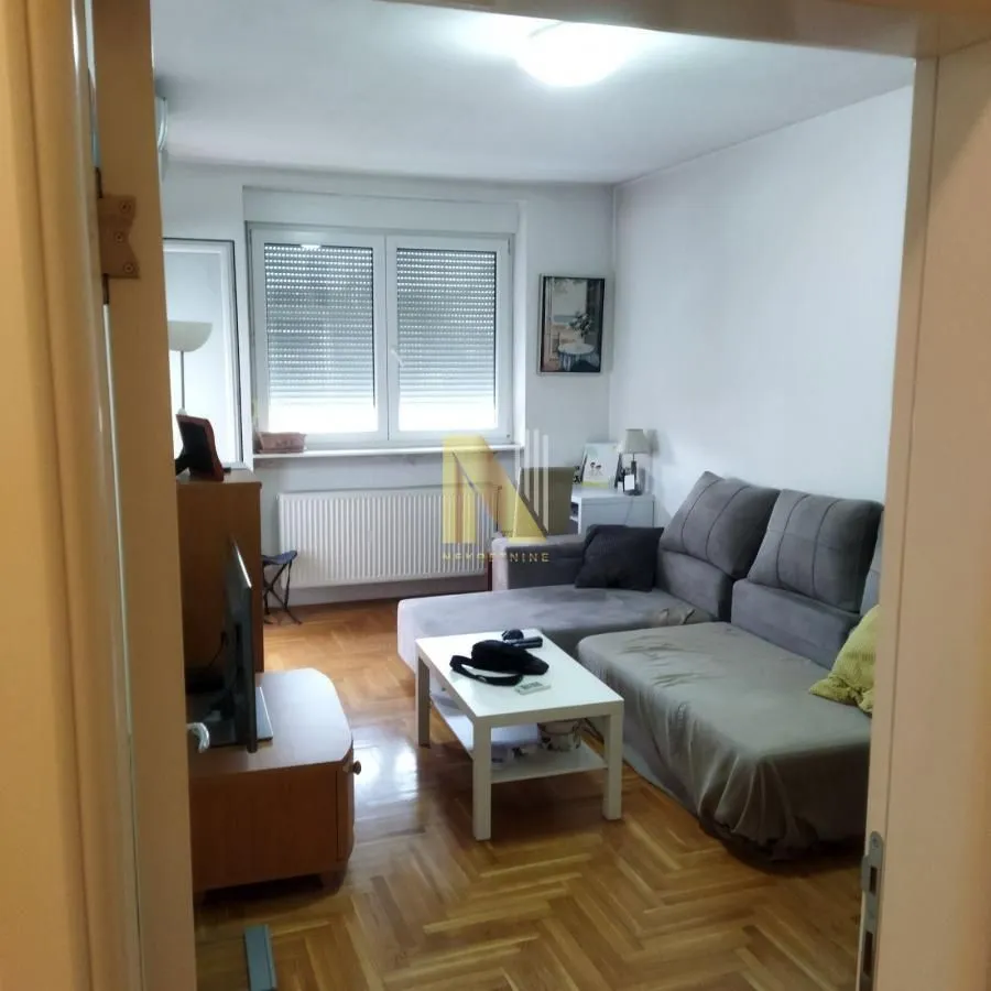 Prodaja, dvosoban stan, 44m², Socijalno, Novi Sad Sve Podlokacije