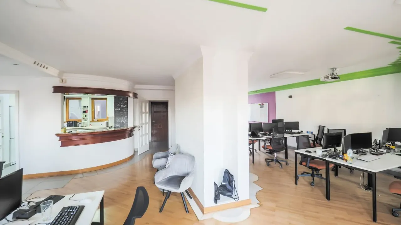 Prodaja, petosoban stan, 221m², Vračar Sve Podlokacije, Beograd