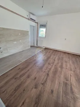 Sale, two bedroom apartment, 70m², Medijana, Niš - image 2