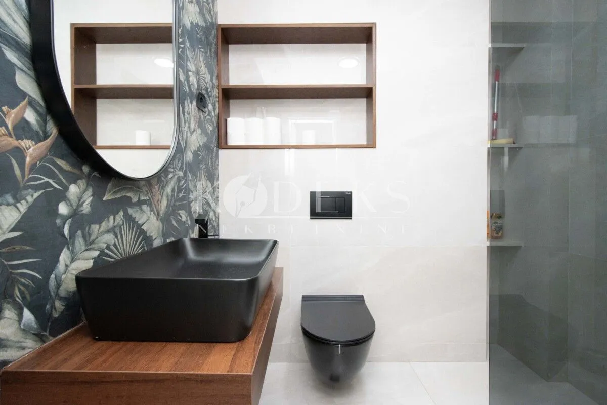 Rent, two bedroom apartment, 77m², 1 maj, Podgorica