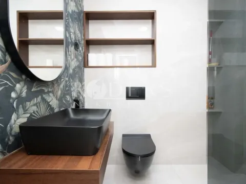 Rent, two bedroom apartment, 77m², 1 maj, Podgorica - image 10