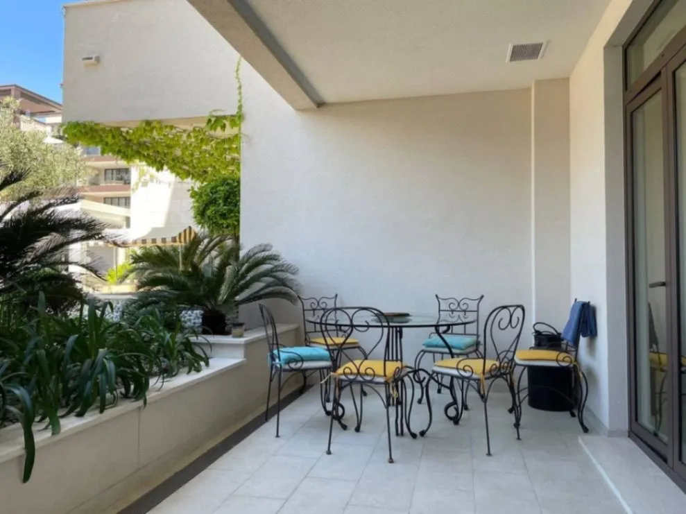 Sale, one bedroom apartment, 80m², Porto Montenegro, Tivat