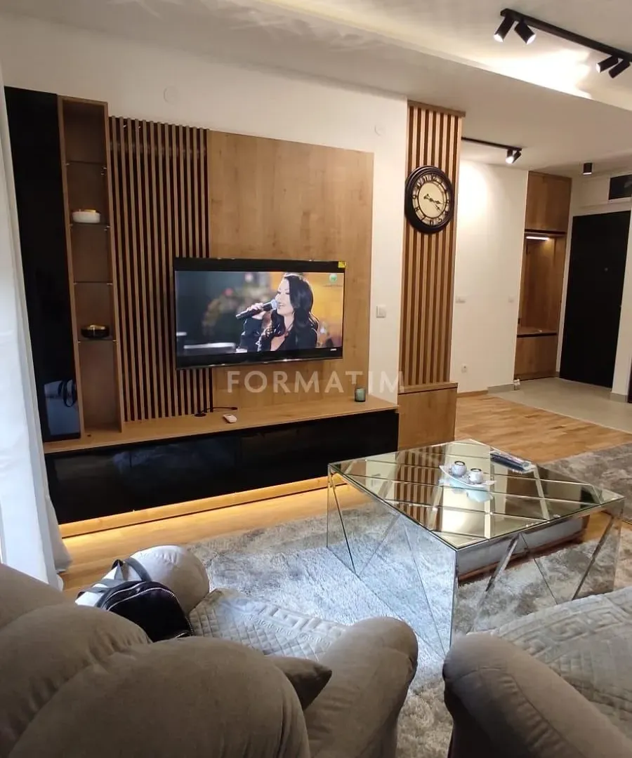 Izdavanje, dvosoban stan, 50m², Vukov Spomenik, Zvezdara Sve Podlokacije