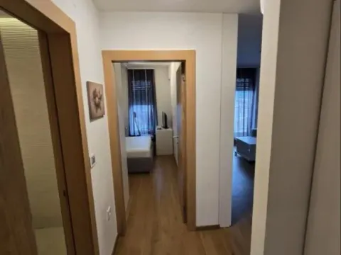 Izdavanje, jednosoban stan, 43m², Bulevar Evrope, Novi Sad Sve Podlokacije - image 11