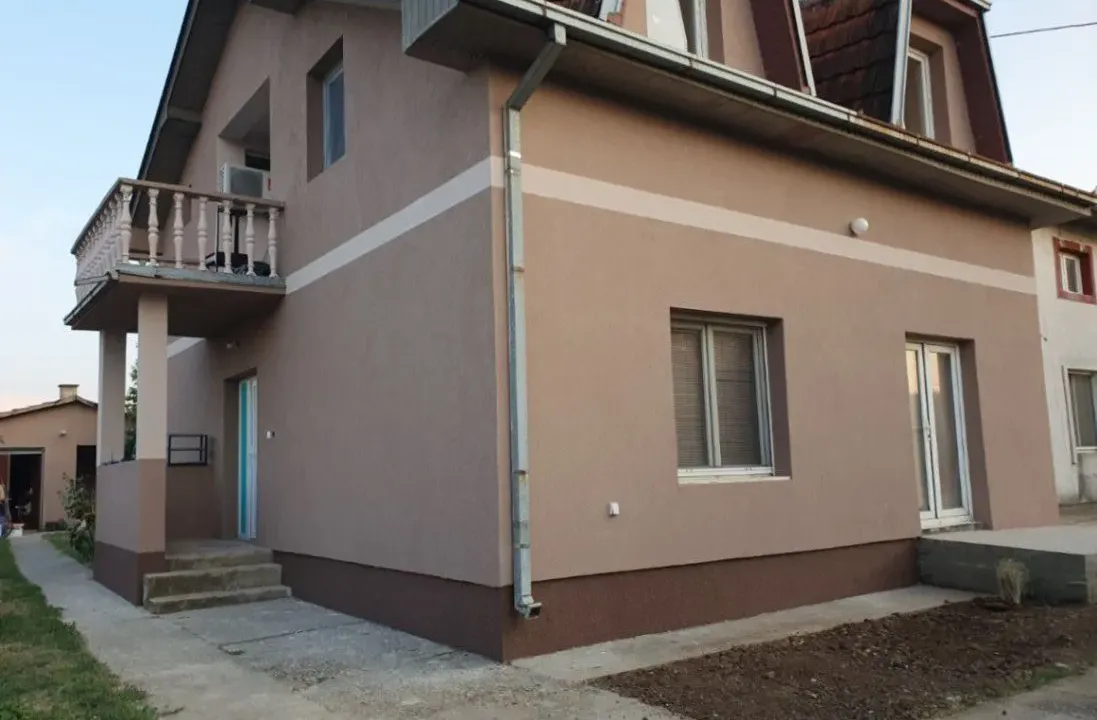 Sale, house, 150m², Dobanovci, Surčin
