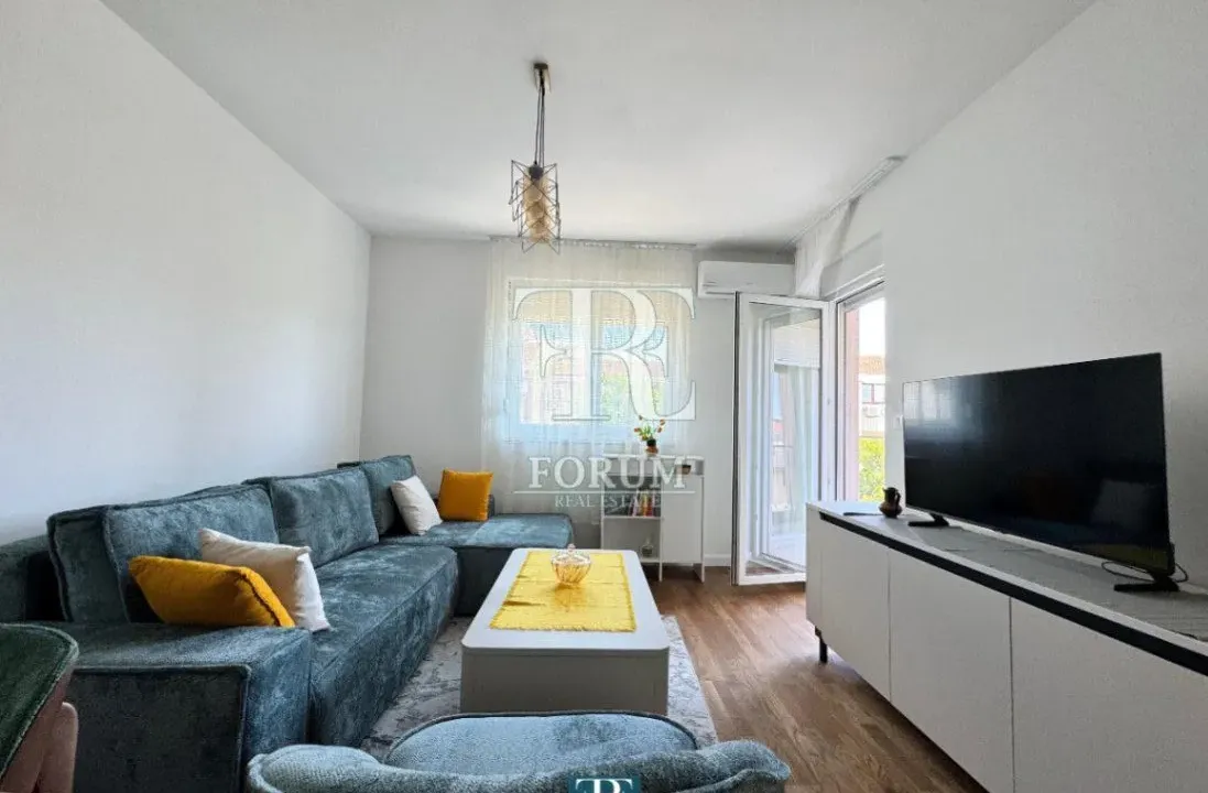 Izdavanje, jednosoban stan, 50m², Stari Aerodrom, Podgorica