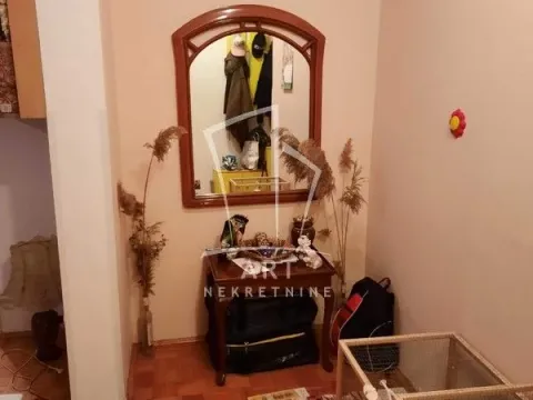 Prodaja, dvosoban stan, 45m², Kluz, Zvezdara Sve Podlokacije - image 10