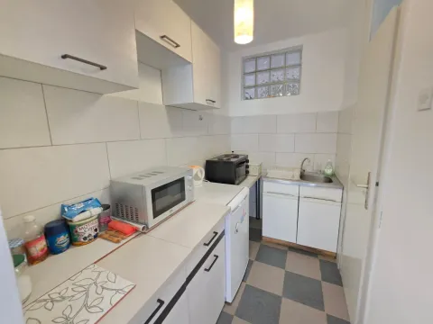 Rent, studio apartment, 35m², Budva, Crna Gora - image 12