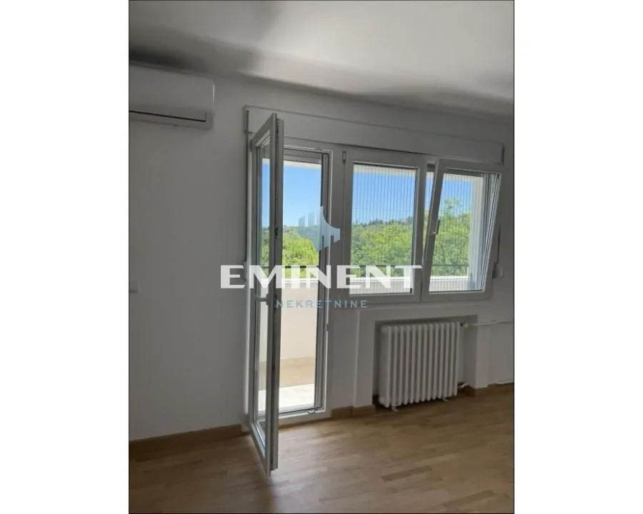 Rent, one bedroom apartment, 33m², Savski Venac, Beograd