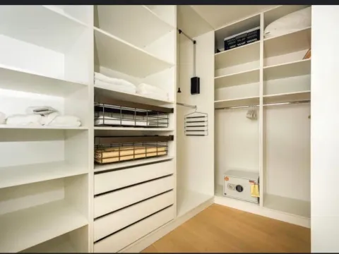 Izdavanje, dvosoban stan, 170m², Dukley Gardens, Budva - image 4