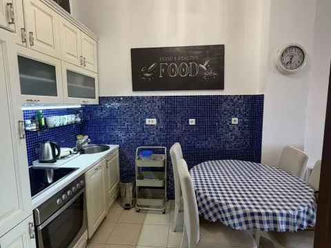 Izdavanje, jednosoban stan, 52m², City Kvart, Podgorica - image 6