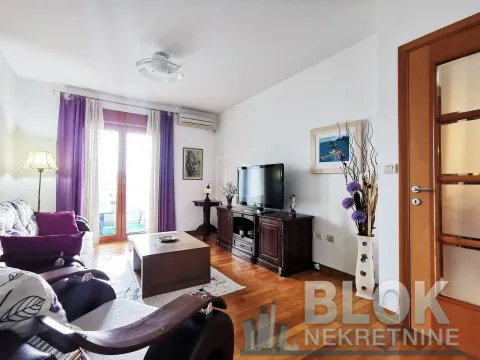 Izdavanje, trosoban stan, 87m², Preko Morače, Podgorica - image 17